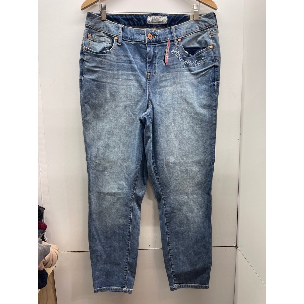 Torrid Denim‎ 14T Medium Wash Embroidered Skinny Jeans Follow Your Heart NWT